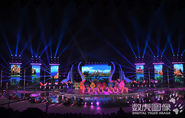 2012年中国·钦州蚝情节开幕式万人瞩目